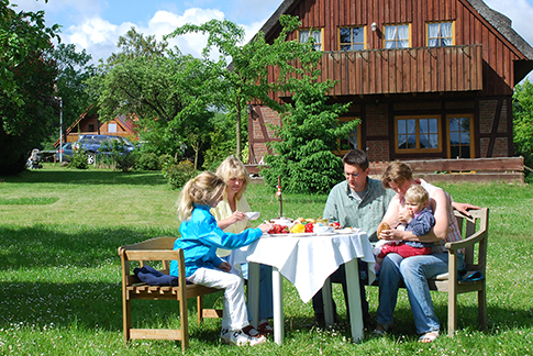 Mecklenburg-Vorpommern setzt auf Kindersendung Fernsehsendung aus MeckPomm soll Familien anlocken