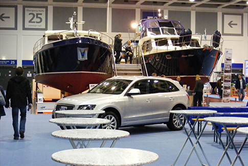 Bootsmesse-Saison 2012/13 – der große Laufsteg für die Welt des Wassersports Bootsmesse-Saison 2012/13 – der große Laufsteg für die Welt des Wassersports